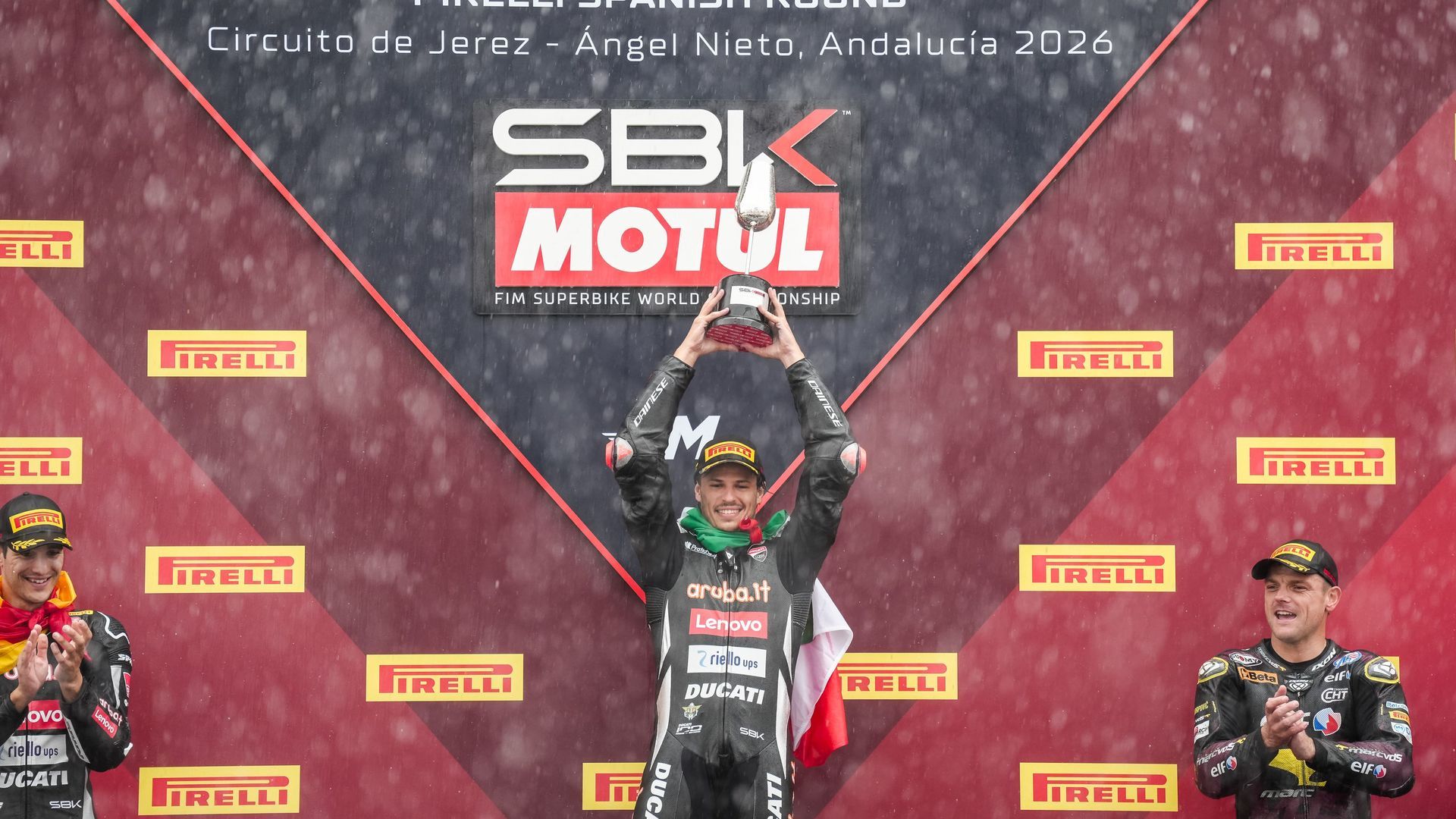 WSBK Jerez 2026 : Bulega boucle sa carrière en Superbike par un triplé et égale le record de victoires de Bayliss